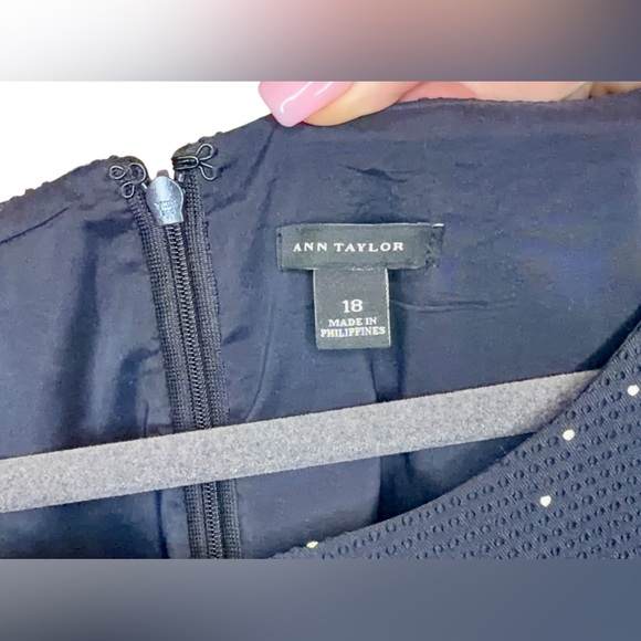 Ann Taylor Knee‑Length Dress (Size 18) - Picture 3 of 4